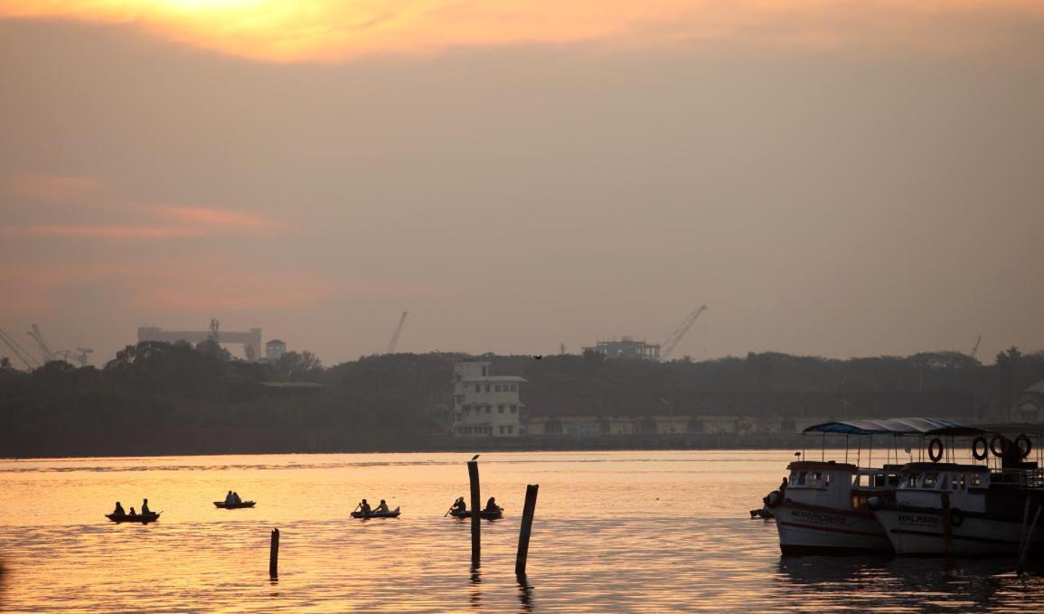 Bloom Boutique Waterfront Fort Kochi Екстериор снимка